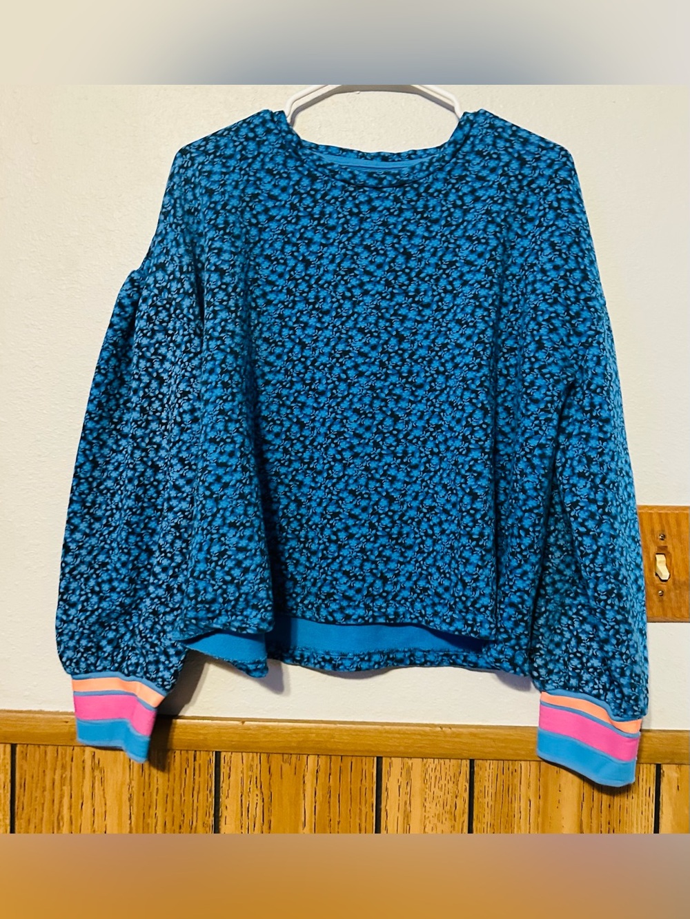 Addison Bay women XL floral sweatshirt